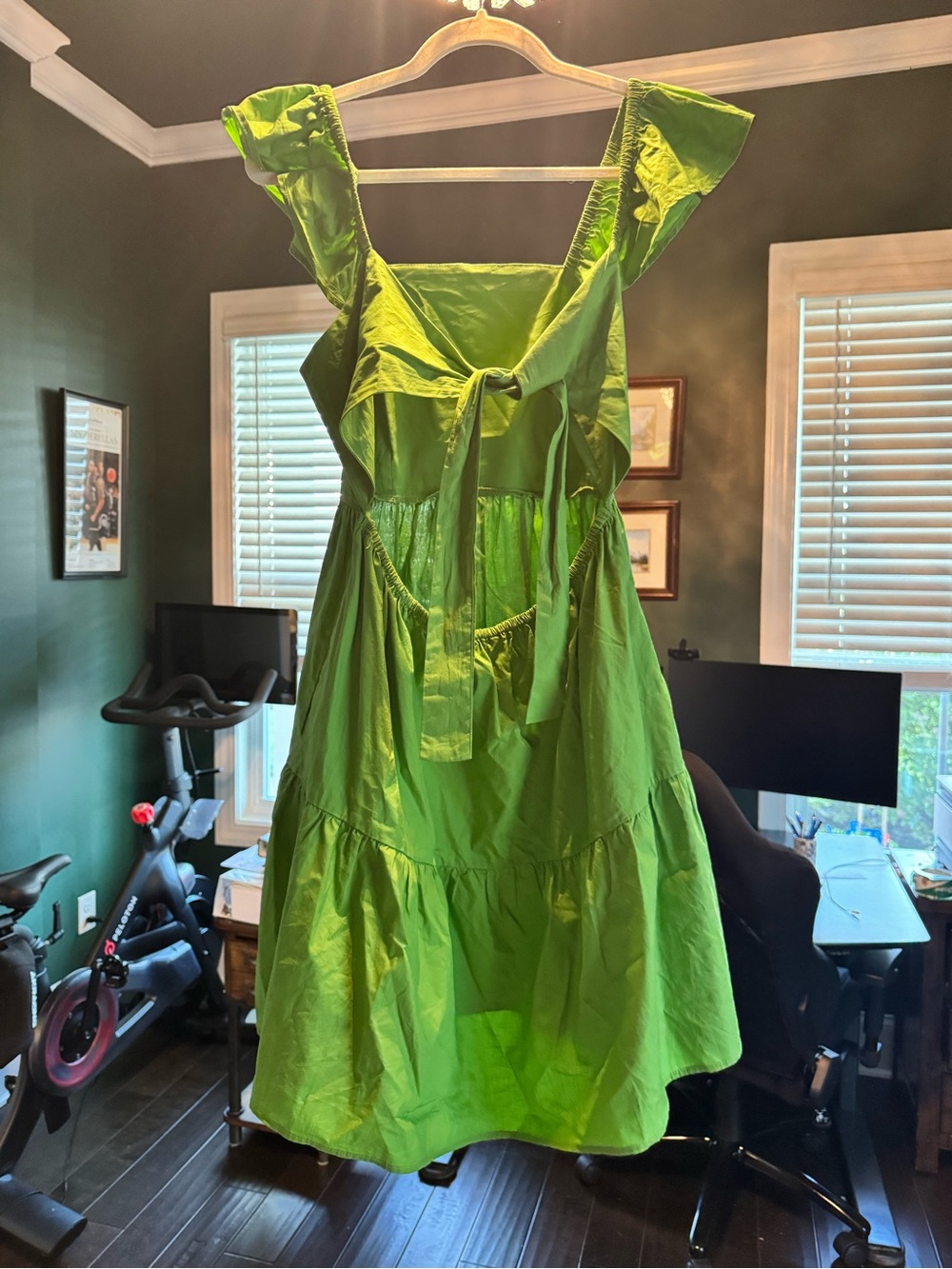 Square-Neck Ruffle Strap Lime Mini Dress - Picture 5 of 6